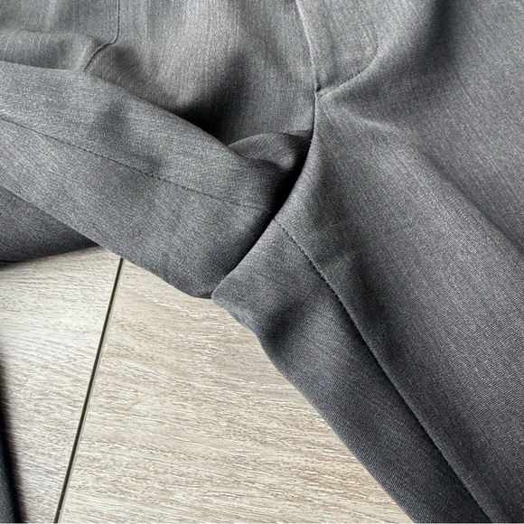 Armani Collezion Pure Wool Grey Cropped Trouser Pants Made in Italy - Picture 6 of 15